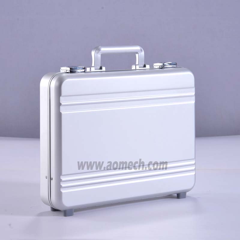 AL002 All Aluminum Luxury Hard Case 